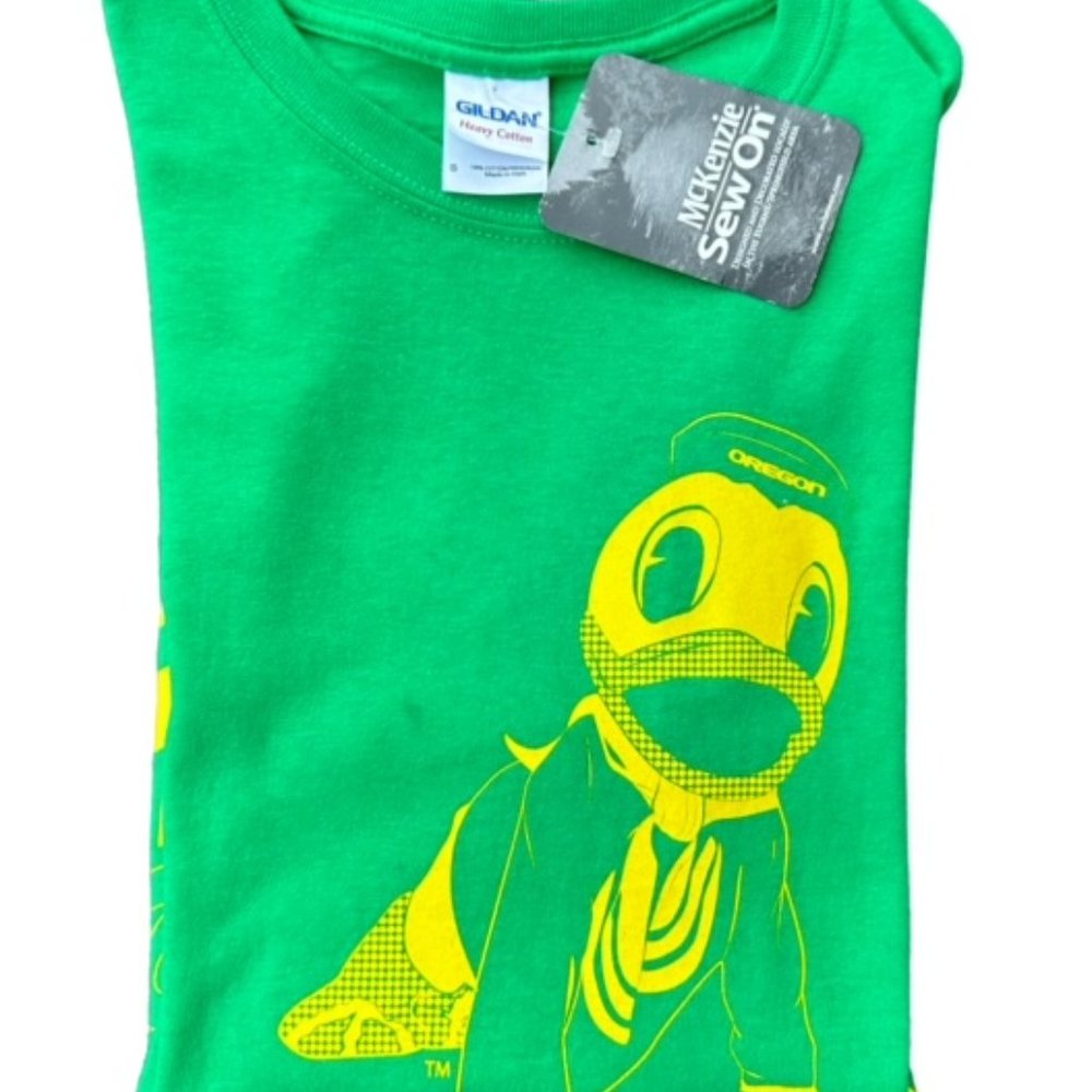 Men's University of Oregon Ducks Green + Yellow Vintage 2014-2015 SMALL Spirit